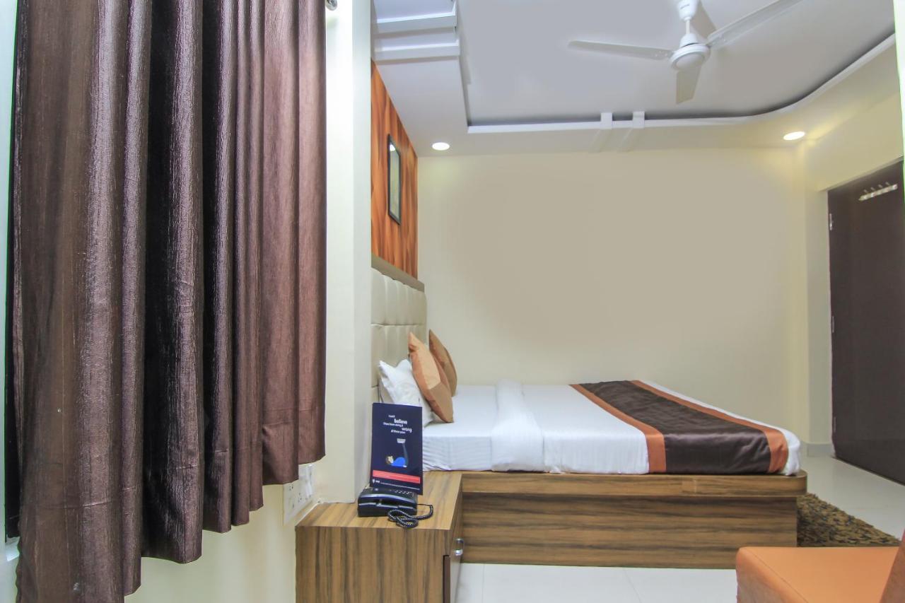 Oyo 8883 Hotel Comfort Zone Lakhnau Kültér fotó